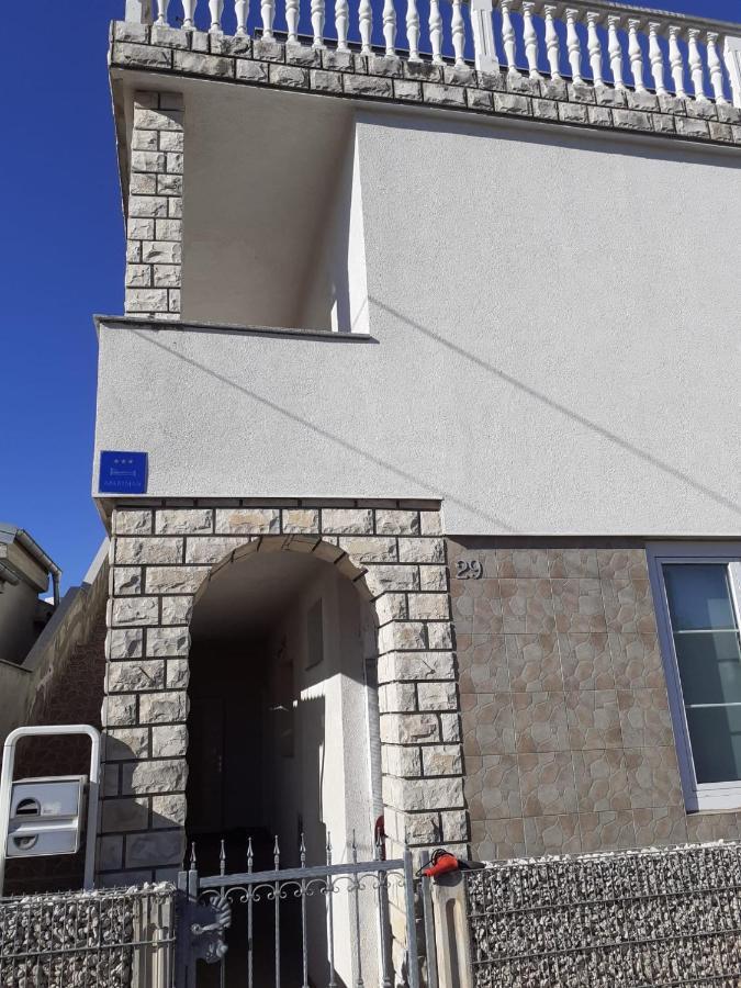 Ferienwohnung Angela'S House Zadar Exterior foto